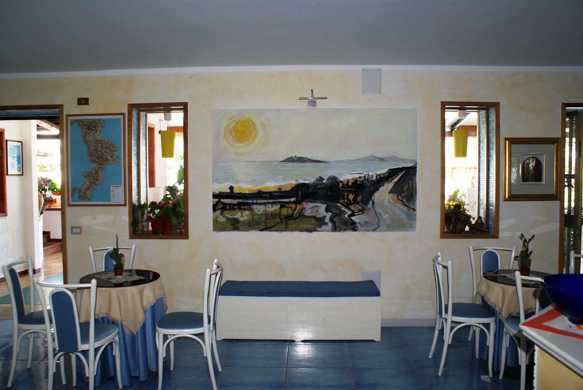 Hotel Cristina Диаманте Екстериор снимка
