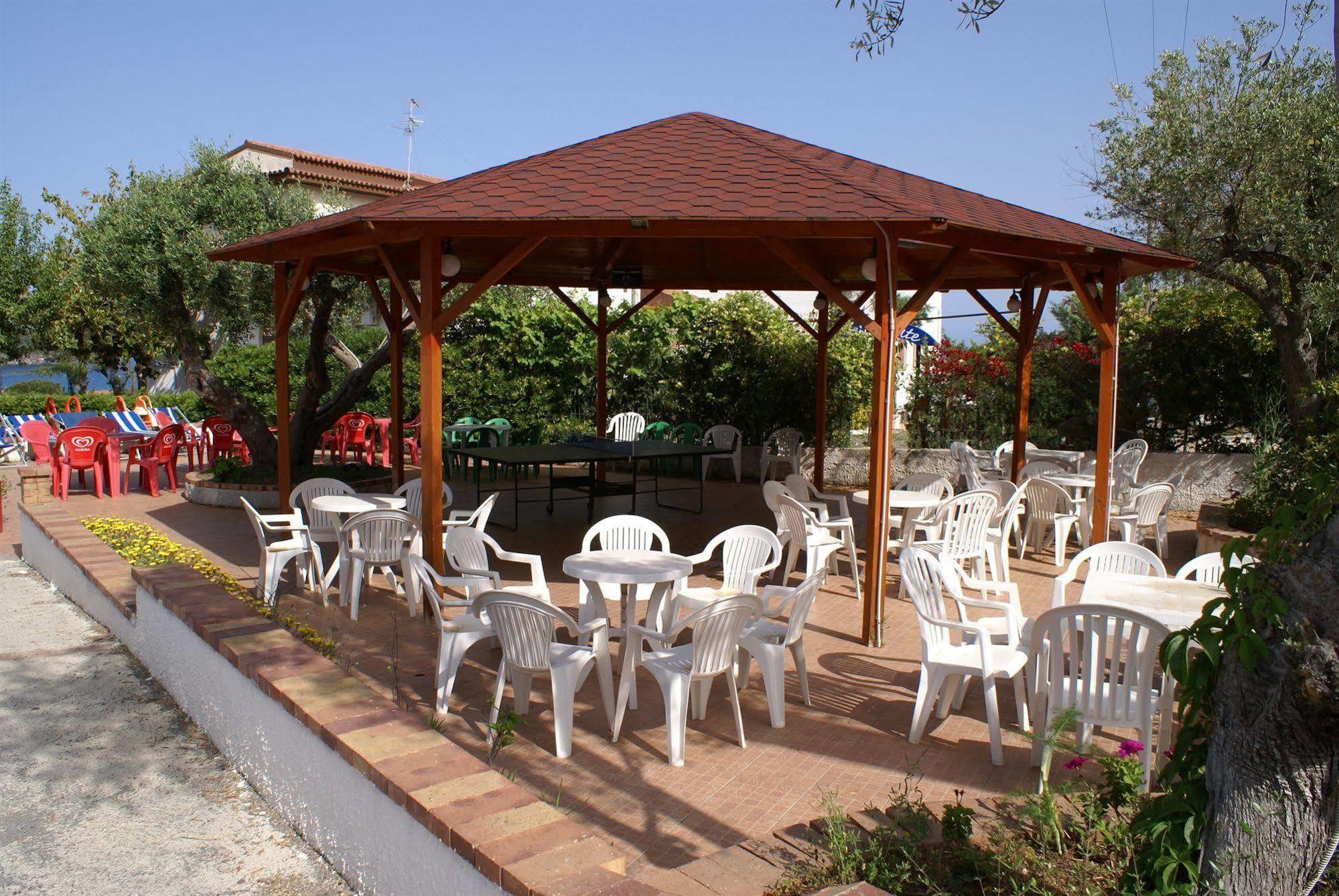 Hotel Cristina Диаманте Екстериор снимка
